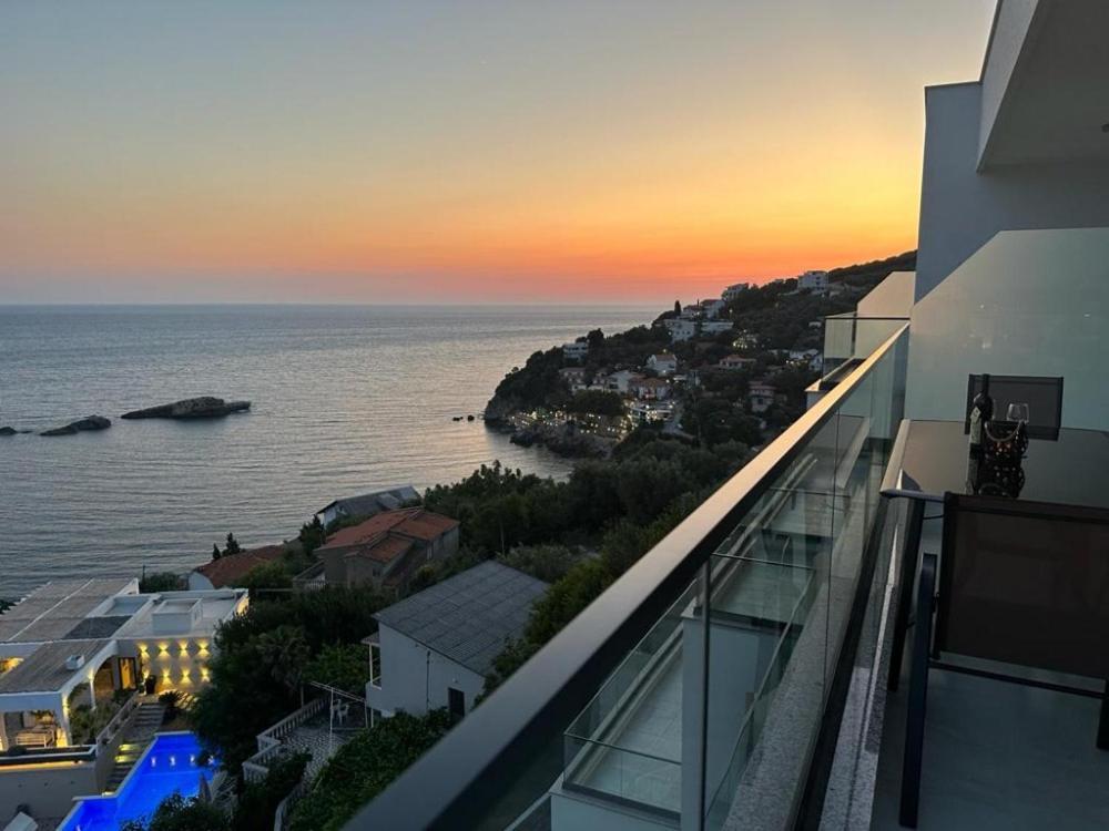 Nejra Apartment Улцинь Екстер'єр фото