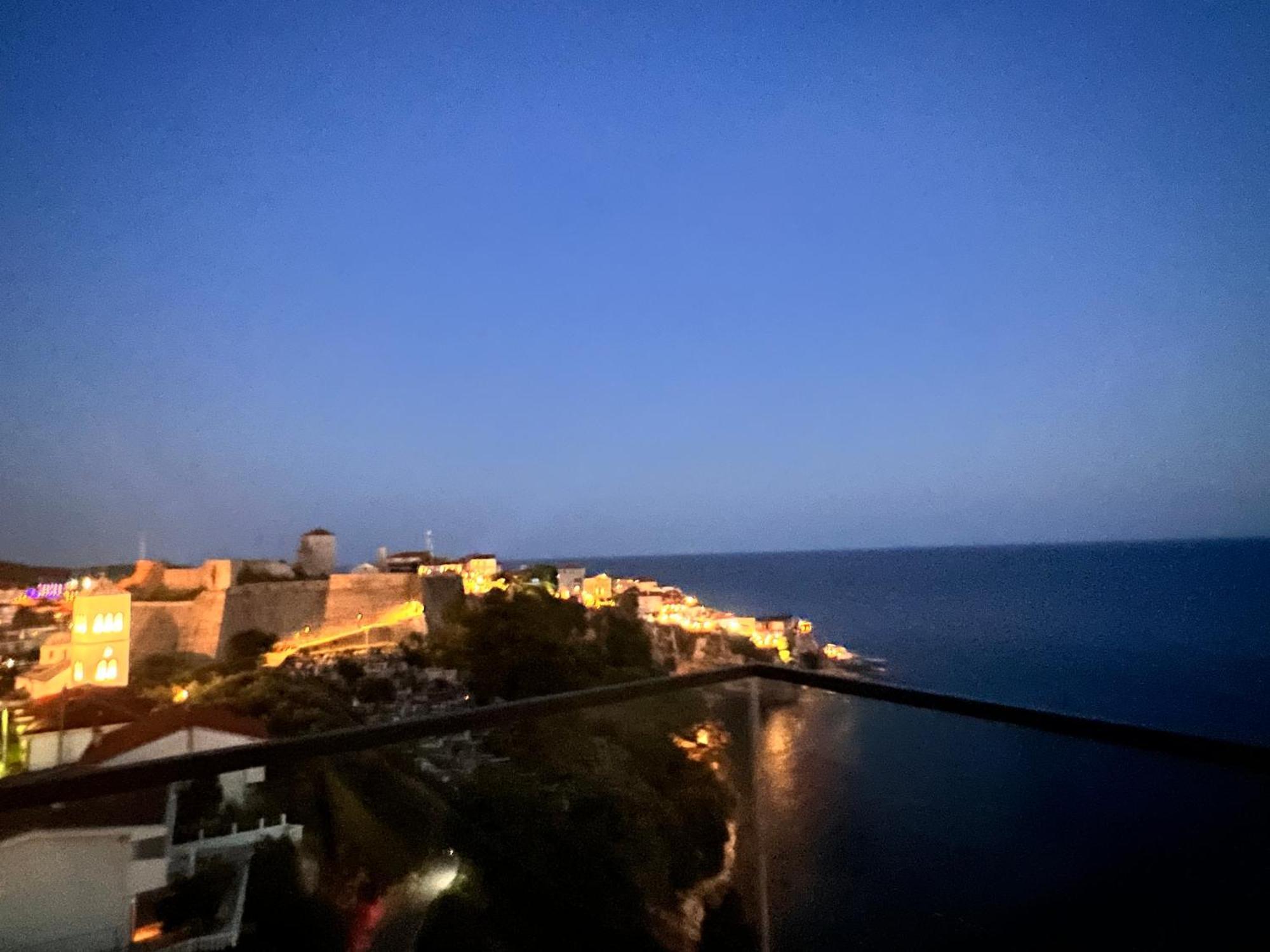 Nejra Apartment Улцинь Екстер'єр фото