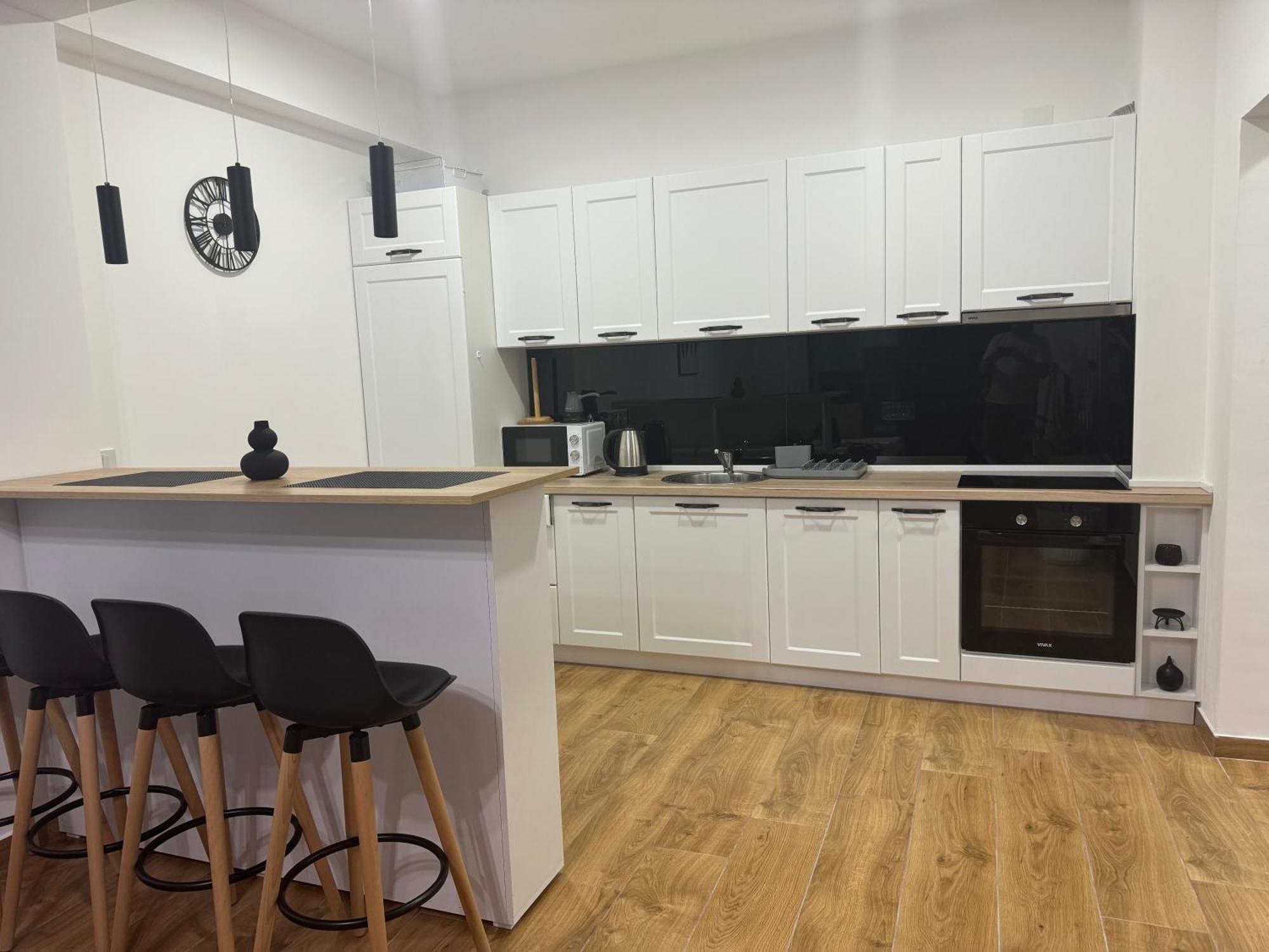 Nejra Apartment Улцинь Екстер'єр фото